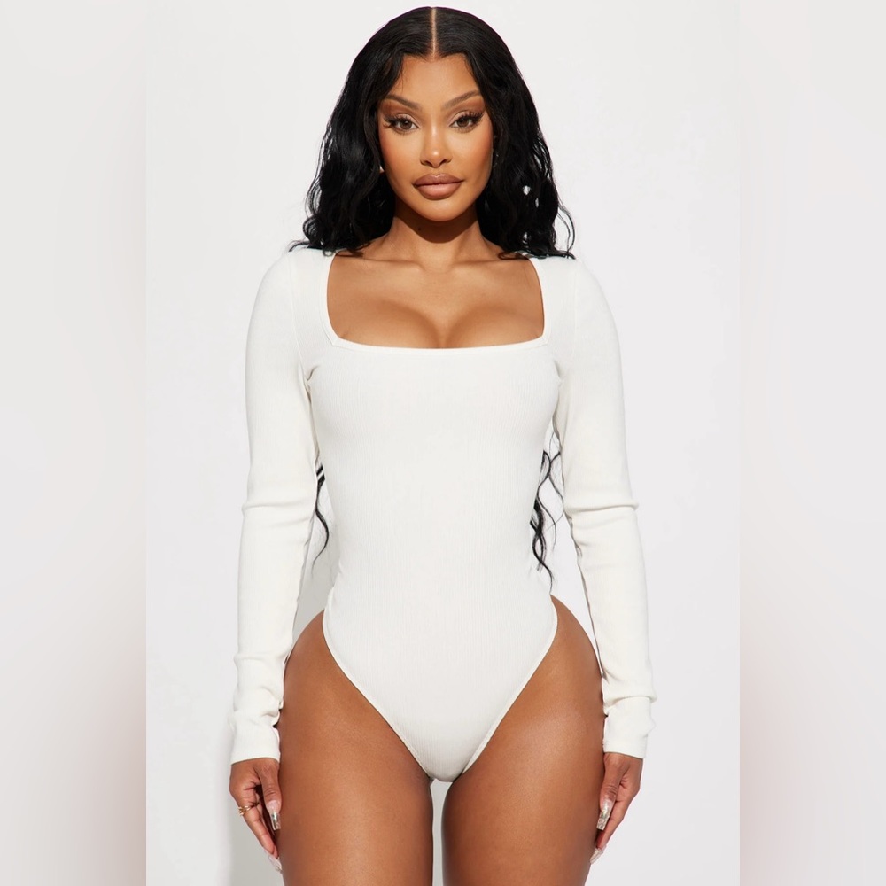 Fashion Nova Arianna Snatched Thong Bodysuit Off White Large L BNWT